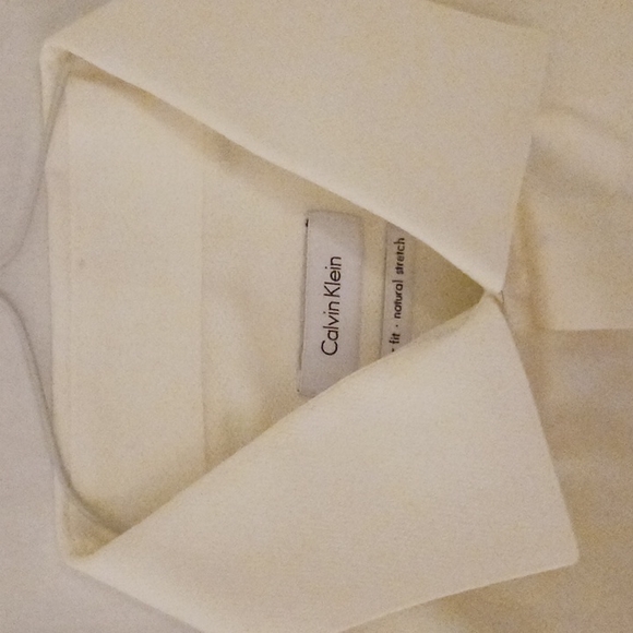 Calvin Klein Men's Dress Shirt - Picture 2 of 8